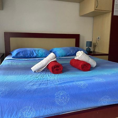 Home Sweet Home - Guest House Yzberish Экстерьер фото